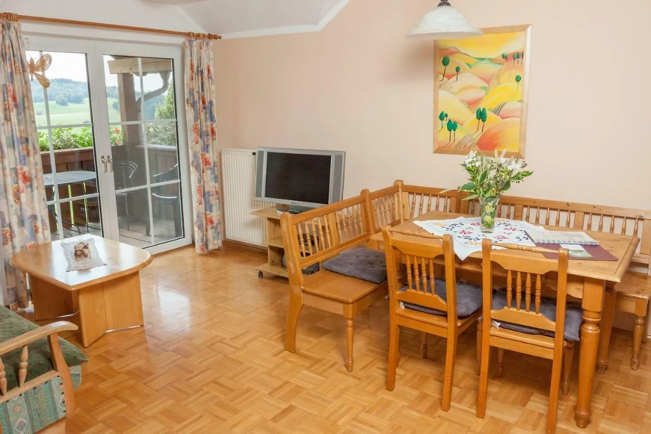 Ferienwohnungen Am Ferienhof Schiegl - Gerne Auch Handwerker, Monteure Brennberg Apartment